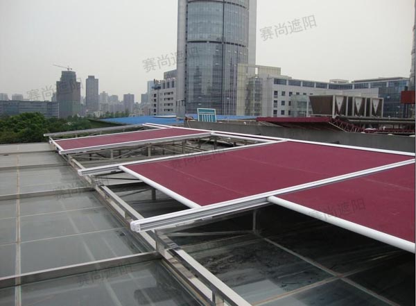 電動(dòng)天幕實(shí)景圖 電動(dòng)天幕實(shí)景圖